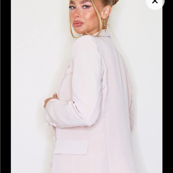 NWT Pretty Little Thing blush nude double blazer-size small - Picture 16 of 16